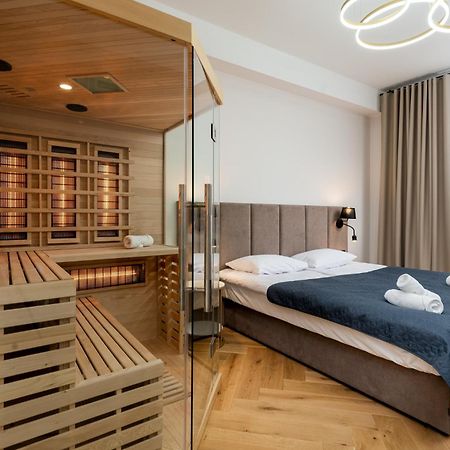 Spa Bedrooms With Sauna&Bath And Free Parking คราคูฟ ภายนอก รูปภาพ