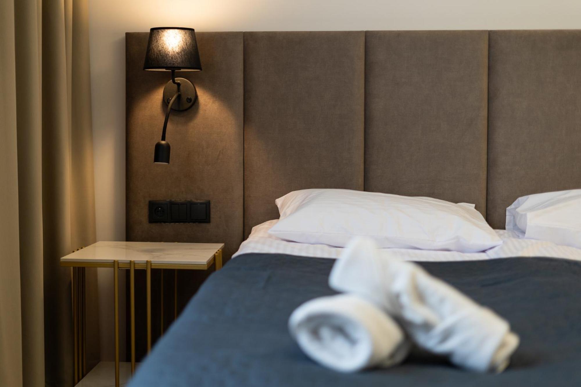 Spa Bedrooms With Sauna&Bath And Free Parking คราคูฟ ภายนอก รูปภาพ