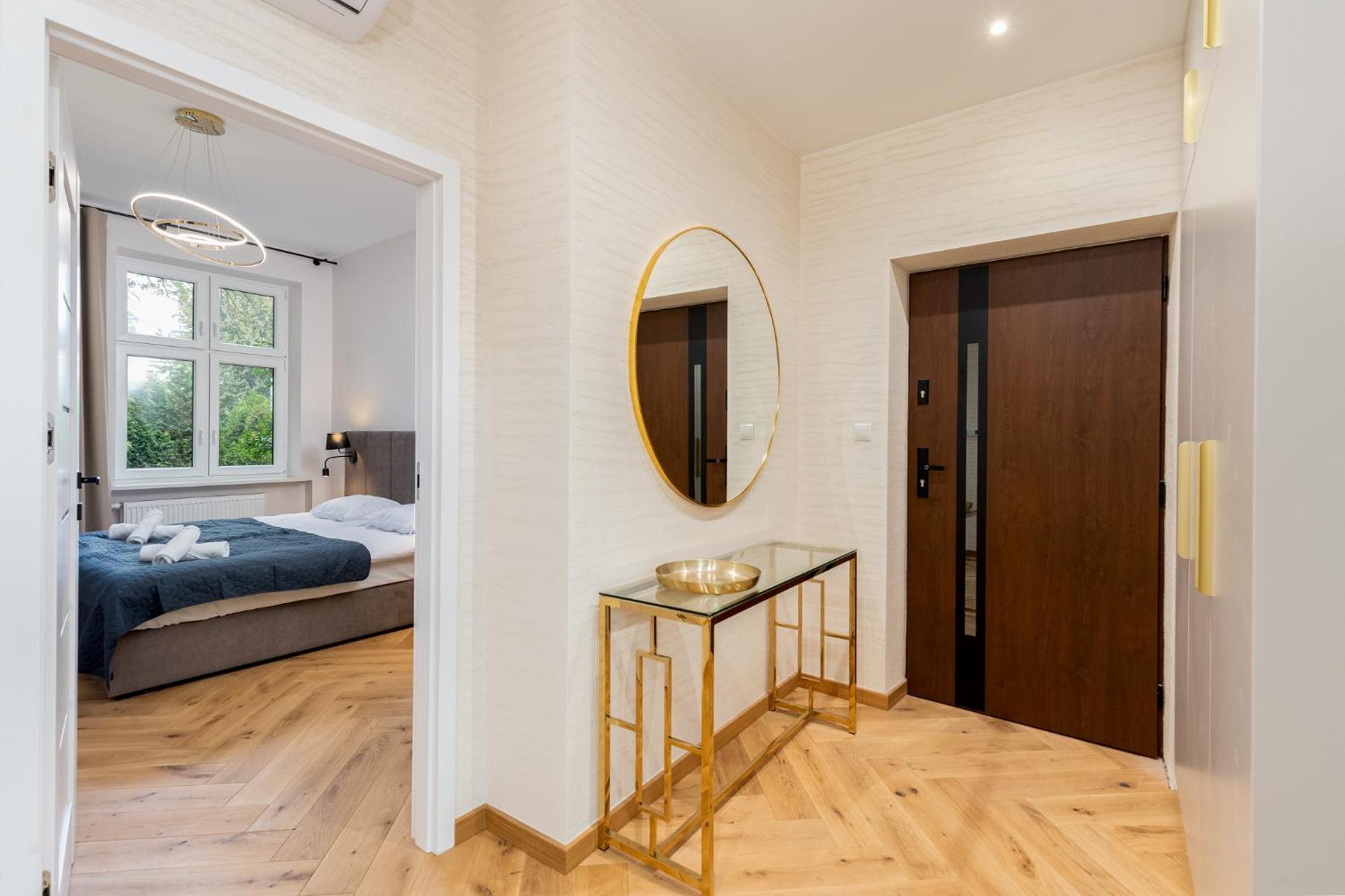 Spa Bedrooms With Sauna&Bath And Free Parking คราคูฟ ภายนอก รูปภาพ