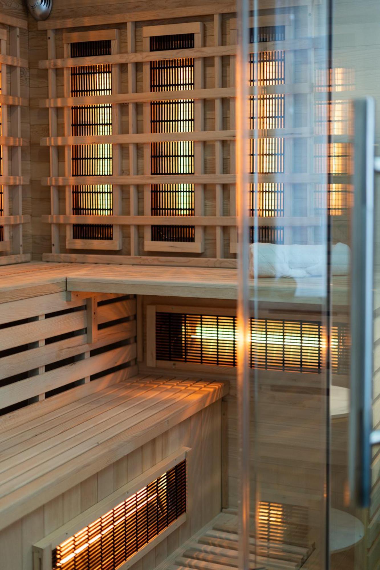 Spa Bedrooms With Sauna&Bath And Free Parking คราคูฟ ภายนอก รูปภาพ
